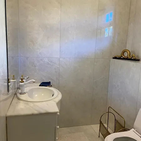 Leonardo Villa Canico (Madeira)