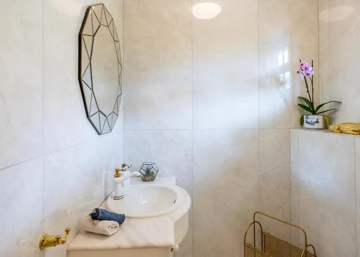 Villa Leonardo Caniço