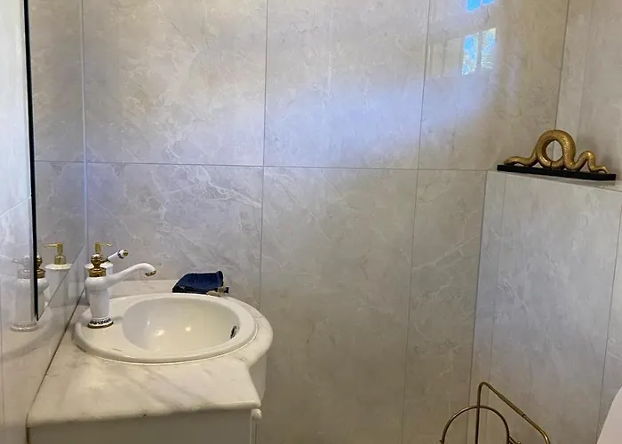 Leonardo Villa Caniço